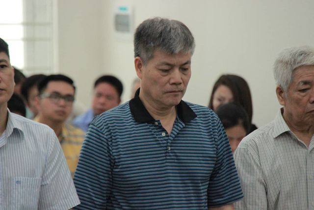 Bị triệu tập, Hà Văn Thắm vắng mặt tại phiên xử cựu Chủ tịch Vinashin