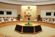 Phó Thủ tướng Trần Hồng Hà chủ trì cuộc họp với một số bộ, ngành, địa phương nghe báo cáo, cho ý kiến một số cơ chế, chính sách quan trọng về đất đai. Ảnh: Minh Khôi