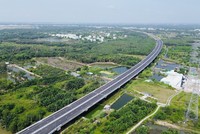 VEC đã hoàn tất các thủ tục và chuẩn bị cơ sở hạ tầng cho việc thu phí dịch vụ sử dụng tuyến đường cao tốc Bến Lức - Long Thành dự kiến trong tháng 8/2025.