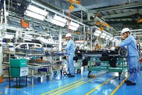 S&P Global: Ngành sản xuất của Việt Nam suy giảm trở lại trong tháng 4
