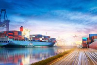 4 tháng đầu năm 2025, cả nước xuất siêu 3,79 tỷ USD