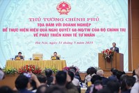 Thủ tướng Chính phủ Phạm Minh Chính chủ trì cuộc Tọa đàm với doanh nghiệp, hiệp hội doanh nghiệp để thực hiện hiệu quả Nghị quyết 68-NQ/TW của Bộ Chính trị về phát triển kinh tế tư nhân. Ảnh: VGP/Nhật Bắc