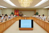 Phó Thủ tướng Trần Hồng Hà chủ trì cuộc họp nghe báo cáo tình hình nghiên cứu đầu tư mở rộng các đoạn tuyến cao tốc Bắc - Nam phía Đông theo quy mô cao tốc hoàn chỉnh. Ảnh: Minh Khôi
