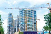 Một số doanh nghiệp bất động sản lên kế hoạch phát hành cổ phiếu để tái cơ cấu nợ và phát triển dự án. Ảnh: Tiên Giang
