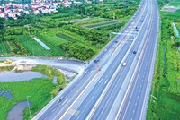 Phó Thủ tướng giao UBND TP. Hà Nội, UBND tỉnh Bắc Ninh chủ động chuẩn bị đầu tư, thực hiện các dự án trên địa bàn theo thẩm quyền, bảo đảm tiến độ. Ảnh: Tiên Giang