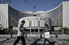 Ngân hàng Trung ương Trung Quốc (PBOC) tiếp tục khai thác kho dự trữ ngoại tệ để hỗ trợ đồng nhân dân tệ