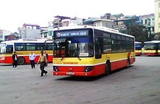 Xe buýt là một dịch vụ mà Hà Nội thực hiện rà soát lại đơn giá (ảnh nguồn Internet)