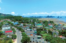 Thủ tướng Chính phủ yêu cầu xây dựng Khu hành chính - kinh tế đặc biệt Vân Đồn dựa trên lợi thế về vị trí, tiềm năng riêng có của địa phương. Ảnh: Đỗ Giang
