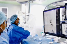 Nỗi lo thiếu thuốc, trang thiết bị, vật tư y tế ngày một gia tăng khi bắt đầu có hiện tượng đùn đẩy trách nhiệm trong việc tổ chức đấu thầu. Ảnh chỉ mang tính minh họa. Nguồn Internet