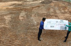 Pháp luật về đấu thầu không có quy định yêu cầu nhà thầu phải khảo sát hiện trường và xin xác nhận của chủ đầu tư, mà chỉ khuyến khích nhà thầu thực hiện khảo sát hiện trường để tiếp cận rõ hơn về gói thầu. Ảnh minh họa: Tiên Giang