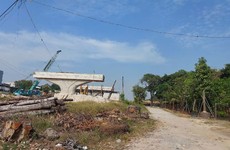 Tại Gói thầu Xây lắp 2, đoạn qua TP. Thủ Dầu Một, 7,283/7,69 ha diện tích mặt bằng đã được bàn giao, đạt 94,7%. Ảnh: Như Nguyệt