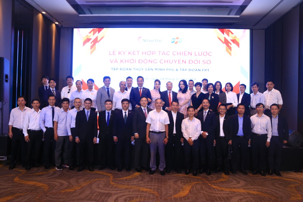  “Vua tôm” Minh Phú bắt tay ông lớn công nghệ FPT cùng xây dựng chiến lược phát triển bền vững cho ngành tôm Việt Nam - ảnh 2