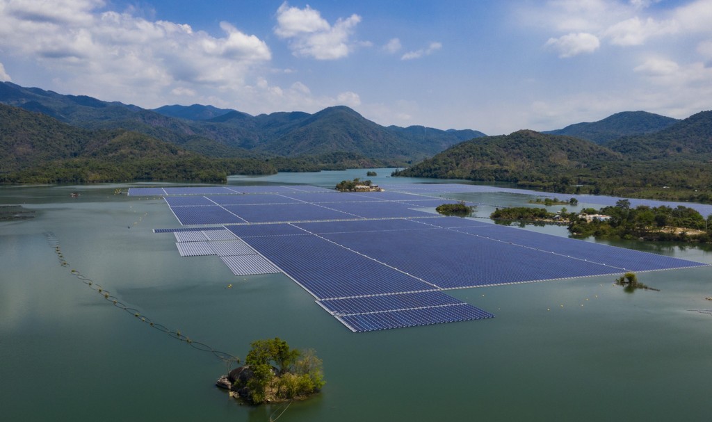 37 triệu USD đầu tư nhà máy điện mặt trời nổi quy mô lớn đầu tiên tại Việt Nam - ảnh 1