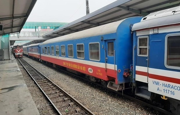Tàu tuyến Hà Nội - Hải Phòng tạm dừng đón trả khách tại các ga trên địa bàn TP. Hải Dương