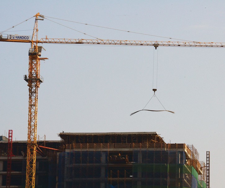 Nguy hiểm rình rập tại công trường các dự án bất động sản ảnh 5 Nguy hiểm rình rập tại công trường các dự án bất động sản ảnh 5