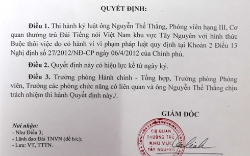 Buộc thôi việc nhà báo tống tiền công an