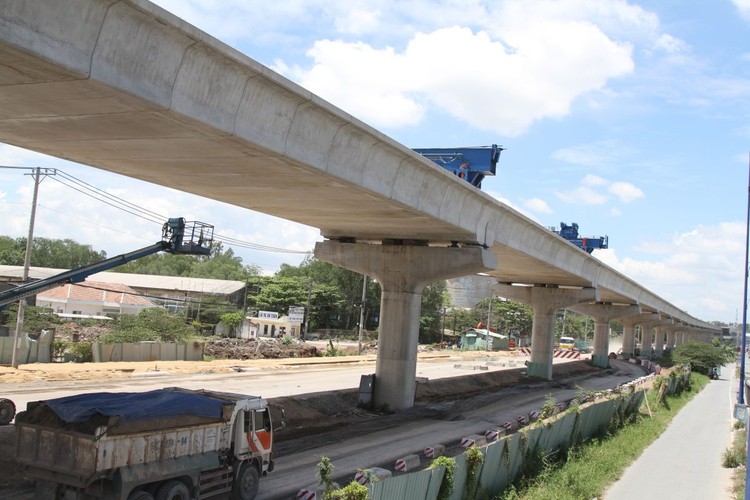 Tuyến Metro số 1 dự kiến đi vào hoạt động vào năm 2020.