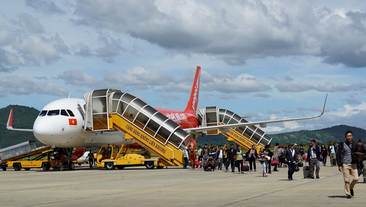 Vietjet tung gần 1 triệu vé giá sốc cho cả ngày Online Friday