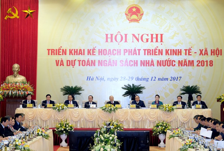 Hội nghị triển khai Kế hoạch phát triển KT-XH và dự toán NSNN năm 2018. Ảnh VGP