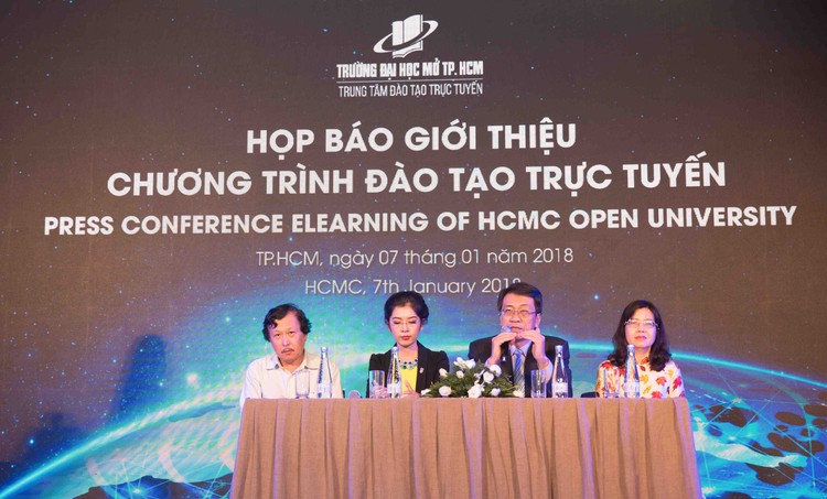 Trường Đại học Mở TP.HCM ra mắt chương trình Đào tạo trực tuyến