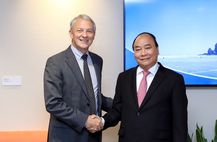 Thủ tướng Nguyễn Xuân Phúc và Thị trưởng thành phố Auckland Phil Goff. Ảnh: VGP