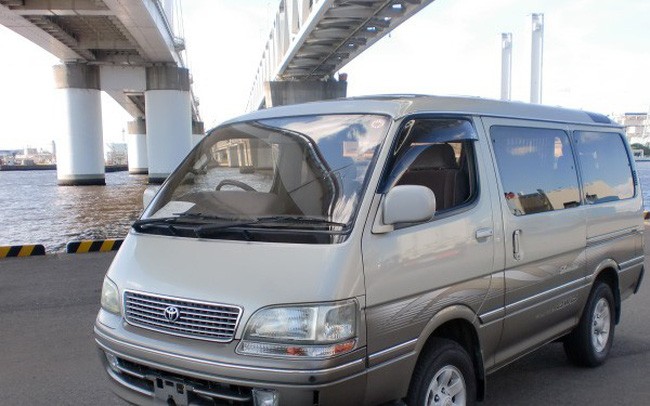 Toyota Hiace đời 1996 được đấu giá 20 triệu đồng. (Ảnh: minh họa)