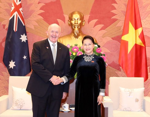 Chủ tịch Quốc hội Nguyễn Thị Kim Ngân hội kiến Toàn quyền Australia Peter Cosgrove. Ảnh: Đại biểu nhân dân