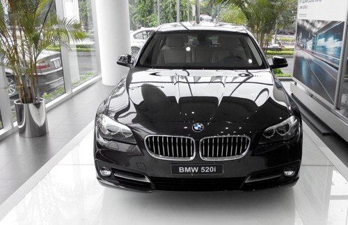 Euro Auto nhập khẩu và phân phối xe BMW tại Việt Nam trước năm 2018.