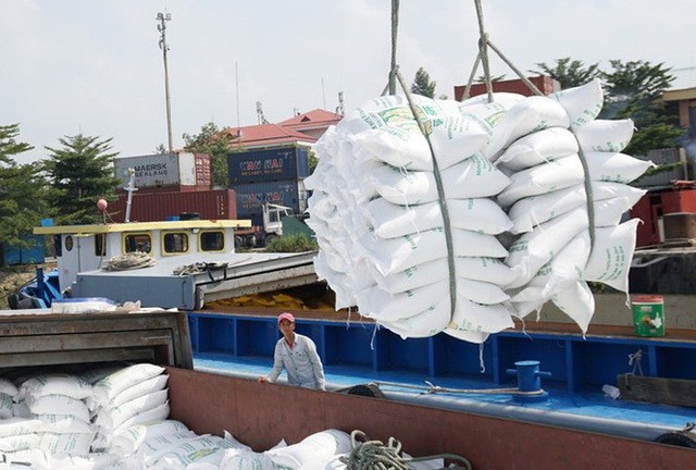 Văn phòng Chính phủ vừa có văn bản gửi Bộ Công Thương, Bộ Tài Chính về báo cáo tình hình triển khai các nhiệm vụ được Thủ tướng Chính phủ giao.