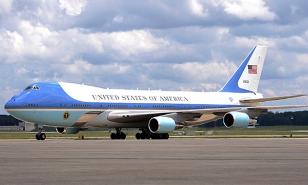 Chuyên cơ tổng thống Mỹ Air Force One. Ảnh:Reuters.