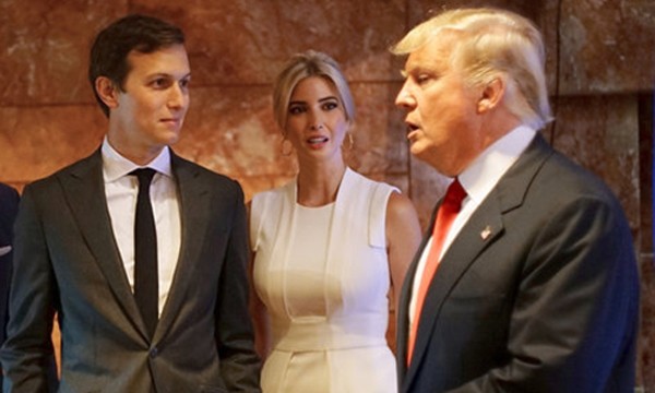 Ái nữ Ivanka Trump và con rể Jared Kushnerluôn sát cánh bên Donald Trump. Ảnh:New York Times