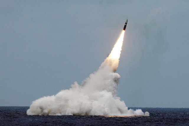 Tên lửa Trident II D5. (Ảnh: USNavy)