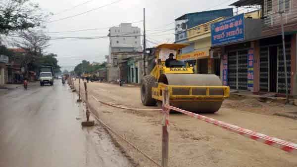 Duy tu, bảo dưỡng, bảo trì đường bộ thời gian qua phát hiện không ít tồn tại, thiếu sót. Ảnh: T.A