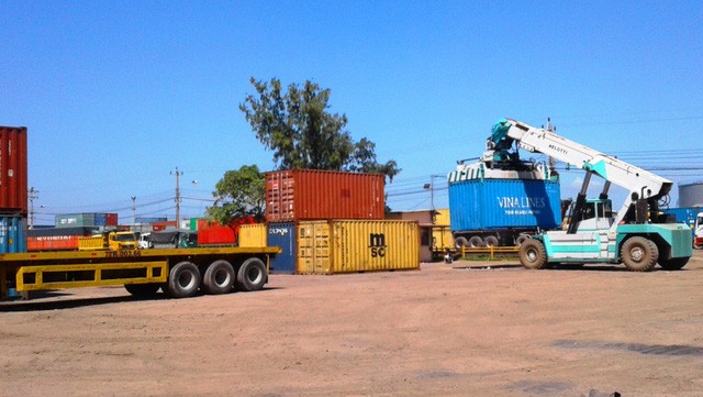 Cảng Quy Nhơn (Bình Định), nơi đang chứa lô hàng 21 container thuốc lá điếu ngoại trị giá trên 42 tỷ đồng đang chờ bán đấu giá