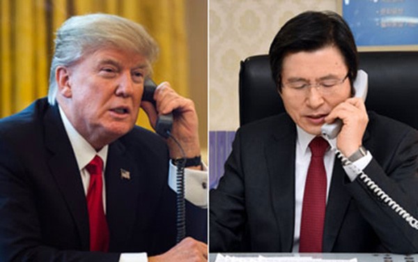 Tổng thống Mỹ Donald Trump và Tổng thống lâm thời kiêm Thủ tướng Hàn Quốc Hwang Kyo-ahn. Ảnh:Yonhap