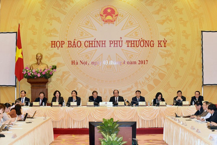 Toàn cảnh buổi họp báo thường kỳ Chính phủ tháng 3/2017. Ảnh: VGP/Nhật Bắc