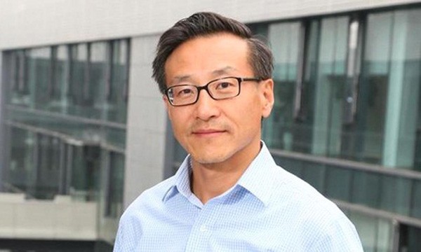 Phó chủ tịch Alibaba - Joe Tsai. Ảnh:Alibaba