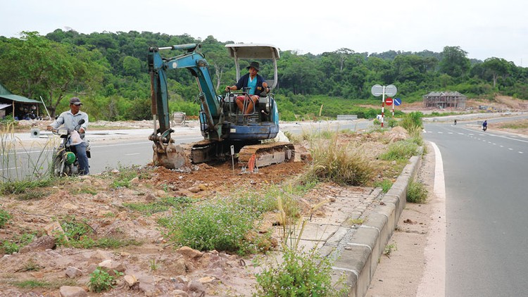 Các bộ, ngành, địa phương đã cam kết huy động các nguồn vốn hợp pháp khác để hoàn thành 294 dự án không bố trí đủ tổng mức đầu tư được duyệt. Ảnh: Lê Tiên