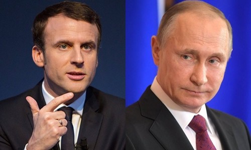 Tổng thống Pháp đắc cử Emmanuel Macron và Tổng thống Nga Vladimir Putin.