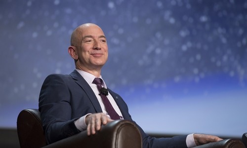 Bezos đã có thêm hơn 28 tỷ USD năm nay. Ảnh:Bloomberg