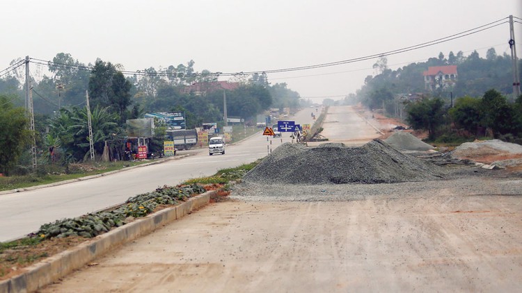 Toàn bộ các gói thầu mà Công ty TNHH Vinh Ánh trúng thầu đều nằm trên địa bàn tỉnh Tuyên Quang. Ảnh: Nhã Chi