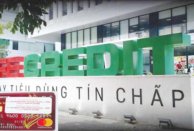 Hoạt động cho vay tiêu dùng của FE Credit tiềm ẩn nhiều rủi ro