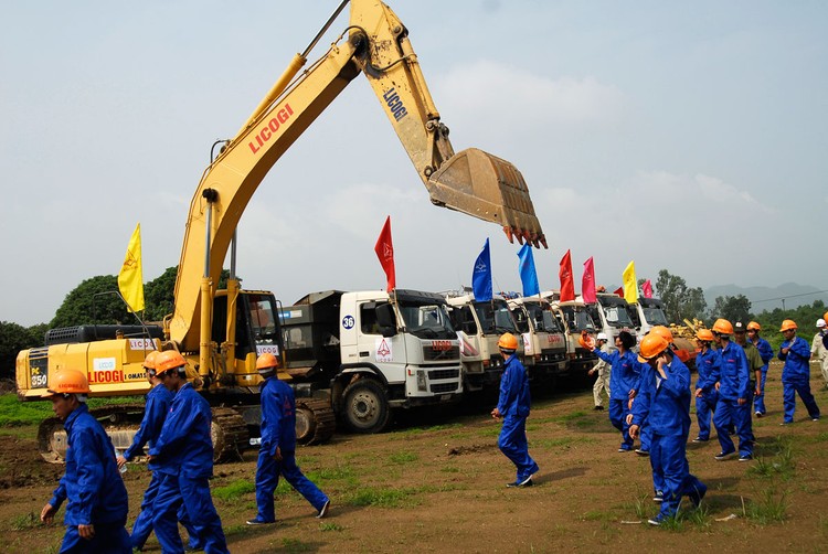 Licogi được UBND TP. Hà Nội giao đất triển khai Dự án Khu đô thị mới Thịnh Liệt từ tháng 8/2004, nhưng đến nay Dự án vẫn giậm chân tại chỗ. Ảnh: Lê Tiên