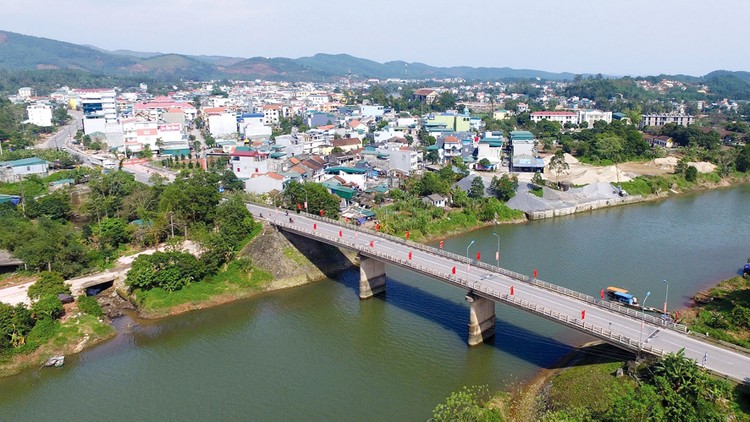Dự án Khu dân cư và dịch vụ phía Bắc thị trấn Tiên Yên (tỉnh Quảng Ninh) sử dụng gần 235.000 m2 đất. Ảnh: Nguyễn Duy