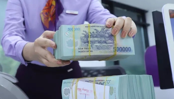 Do nguồn tiền dồi dào, lãi suất liên ngân hàng VND giảm cả 5 phiên trong tuần