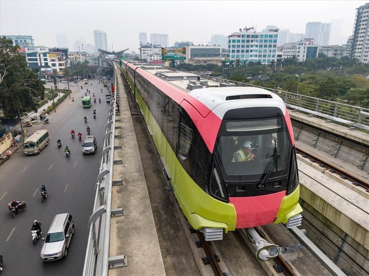 Dự án Tuyến đường sắt đô thị thí điểm thành phố Hà Nội, đoạn Nhổn – ga Hà Nội đang được đề xuất điều chỉnh kéo dài thời gian thực hiện đến năm 2027 - ảnh internet