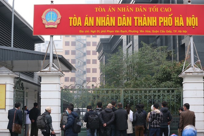 Trụ sở TAND TP Hà Nội sáng 11/12.