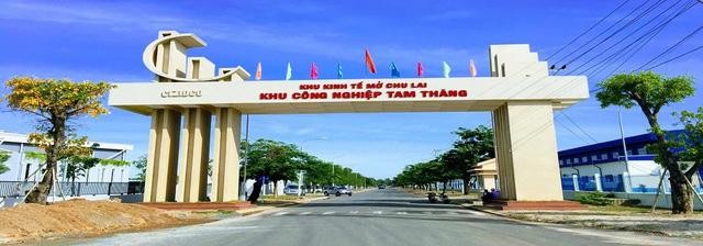 Đầu tư xây dựng kết cấu hạ tầng khu công nghiệp Tam Thăng mở rộng.