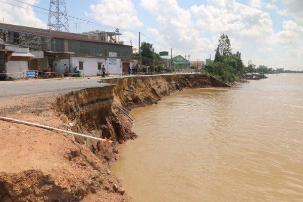 Ban Quản lý đầu tư và XD Thủy lợi 10 đang triển khai lựa chọn nhà thầu cho 4 dự án với tổng mức đầu tư lên tới 3.893,481 tỷ đồng tại khu vực Đồng bằng sông Cửu Long. Ảnh chỉ mang tính minh họa. Nguồn Internet