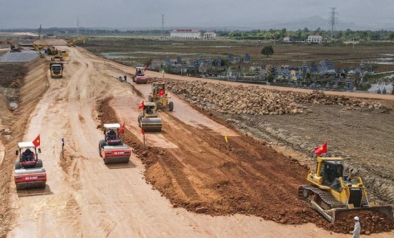 48 dự án giao thông chưa hoàn thành trong năm 2022 do nhiều yếu tố khách quan. Ảnh minh họa